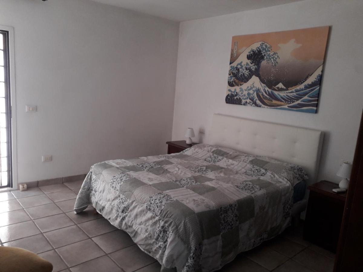 Bed&Breakfast "Fiorella" Sul Lago Castel Gandolfo Habitación foto
